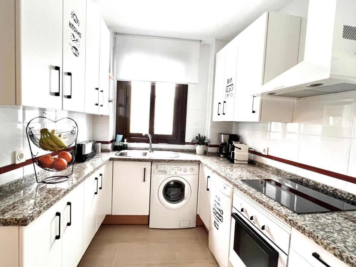 Teodosio Apartment Free Parking & Central Ac إشبيلية المظهر الخارجي الصورة