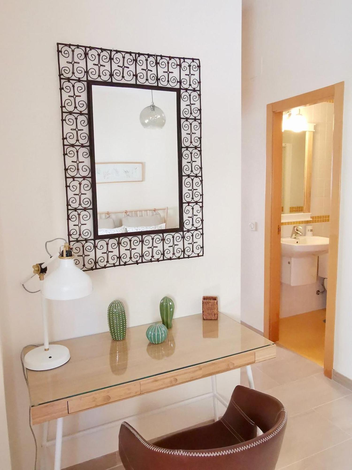 Teodosio Apartment Free Parking & Central Ac إشبيلية المظهر الخارجي الصورة