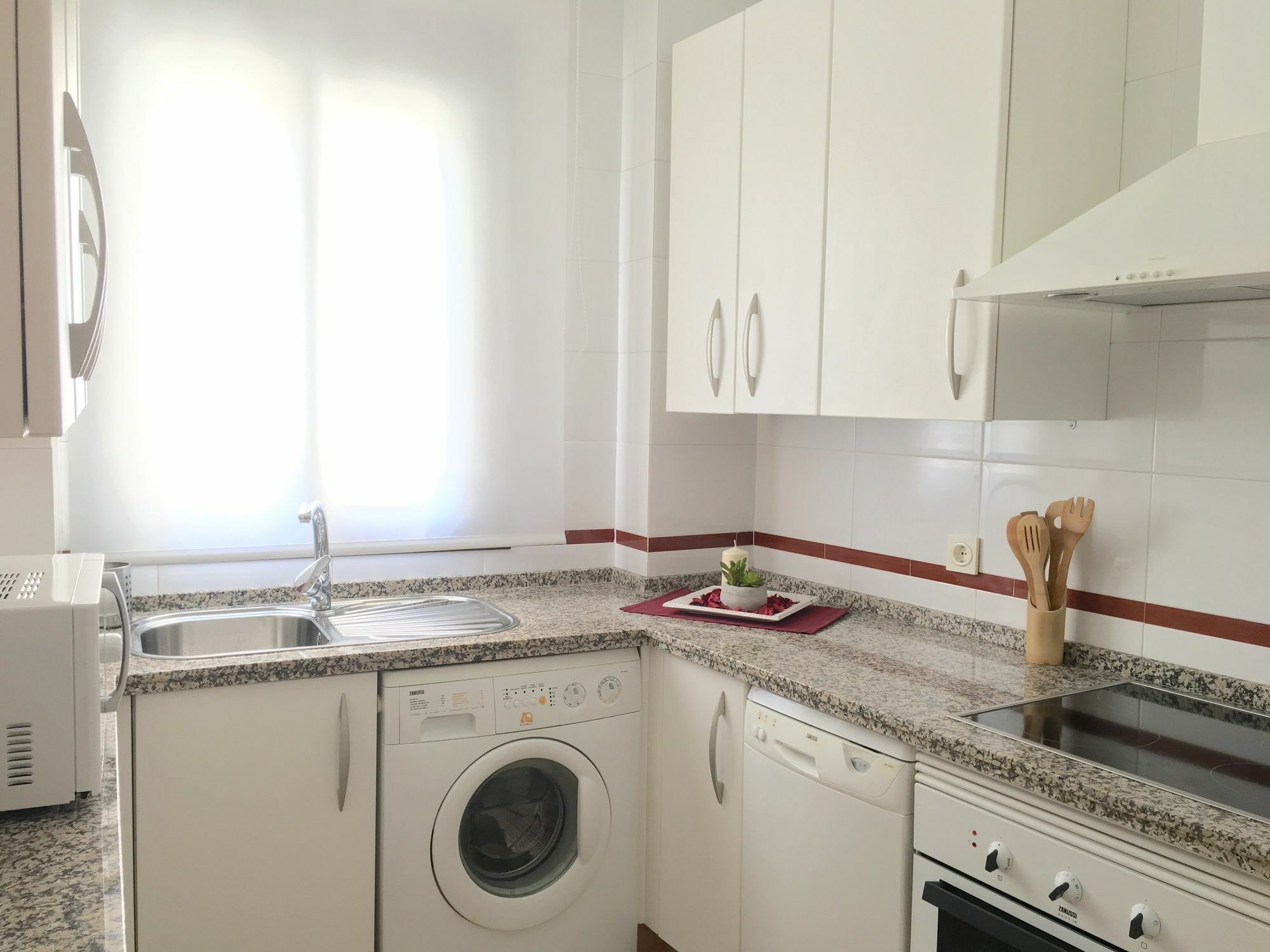 Teodosio Apartment Free Parking & Central Ac إشبيلية المظهر الخارجي الصورة
